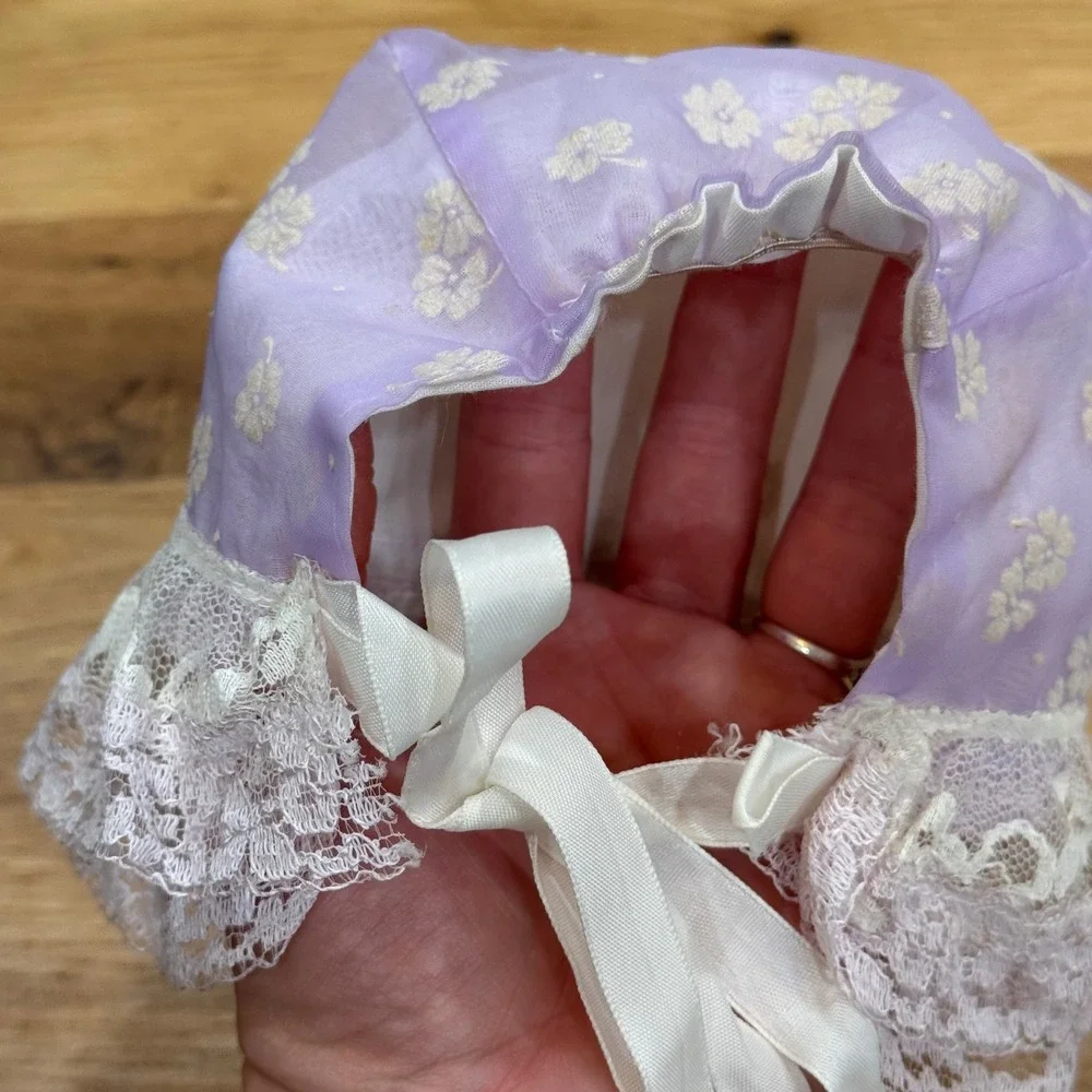 Vintage Baby Bonnet Lavender Purple Floral Lace‎ Trim Ribbon Tie Cottagecore Hat